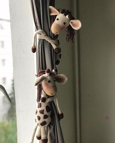  Beden Renk Amigurumi Perde Tutucu