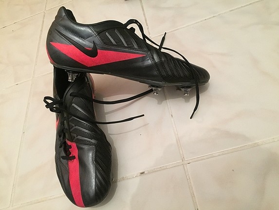Nike Total90 metal çivili profesyonel krampon