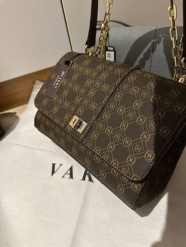 Vakko Vakko deri monogram çanta