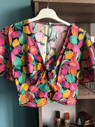 Zara crop