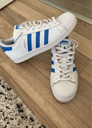 Adidas superstar