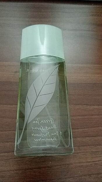  Beden Renk Vücut tuzu ve Elizabeth arden edt