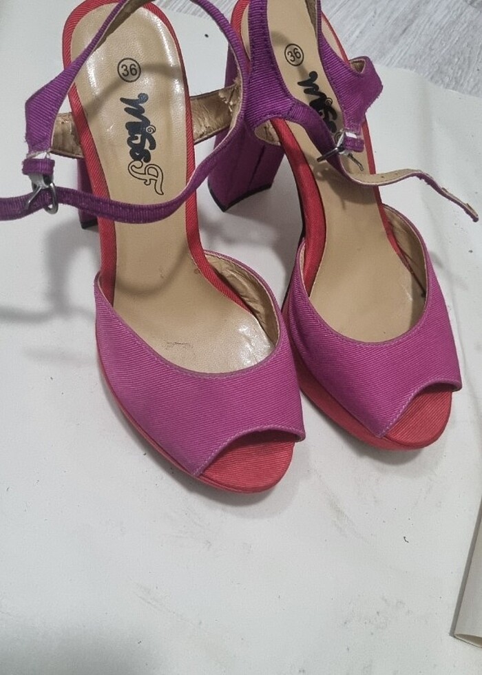 Kalın topuklu tarz ayakkabı - Görsel 3