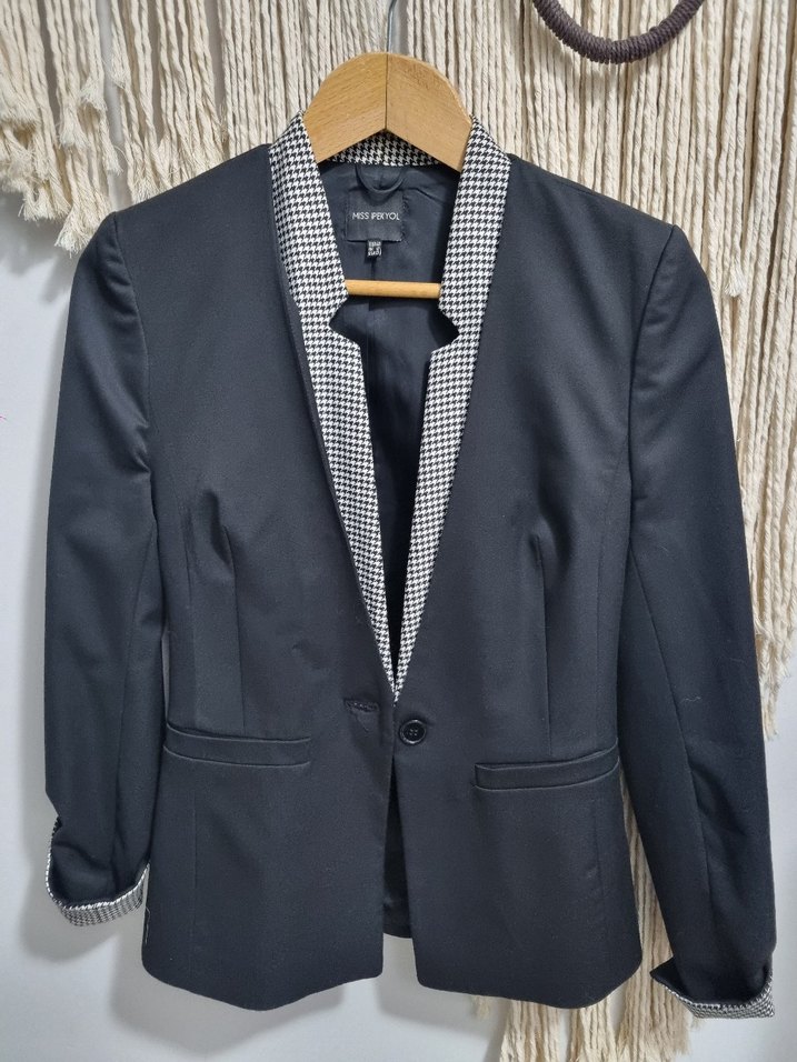 Tek Düğmeli Kadın Siyah Blazer - Görsel 2