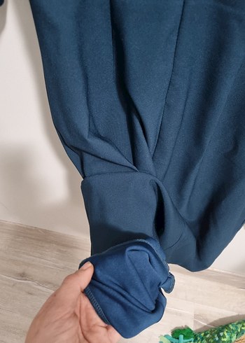 Düğmeli V Yaka Midi Lacivert Elbise - Görsel 4