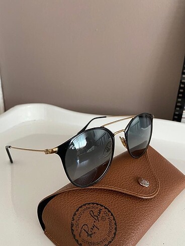 Ray ban güneş gözlüğü