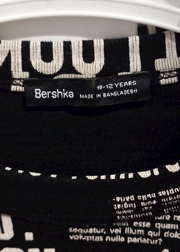 Bershka yazılı crop - Görsel 2