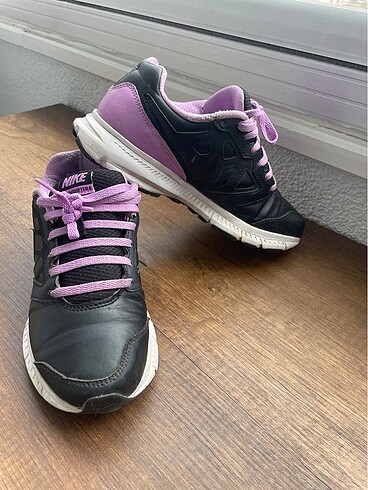 Nike NİKE KADIN AYAKKABI.