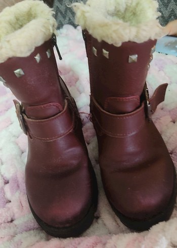 kız çocuk bot - Görsel 2