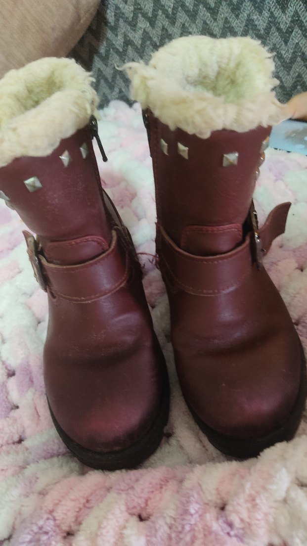 kız çocuk bot - Görsel 2