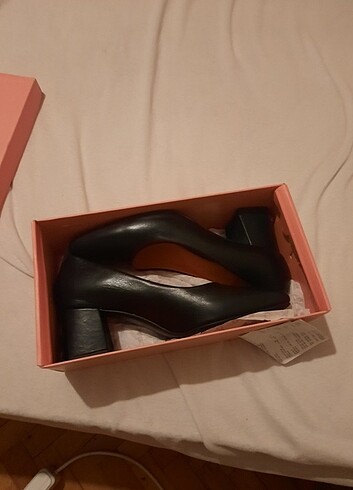 Derimod hakiki deri topuklu ayakkabı - Görsel 5