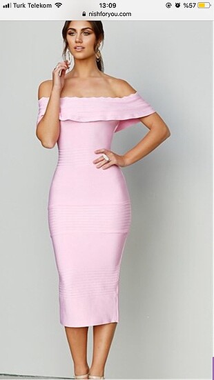 Pembe bandaj elbise