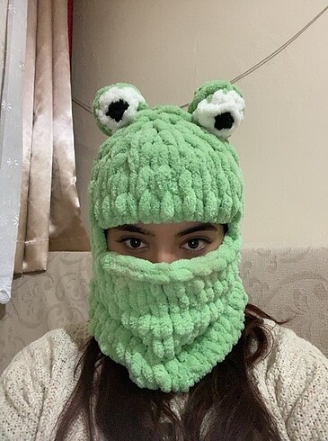 kurbağa balaklava
