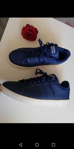 43 numara orjinal adidas