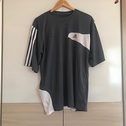 Adidas XL Tişört