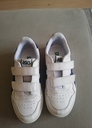 Asics marka 