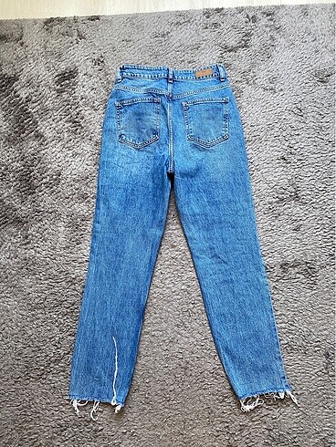 27 Beden cross jean
