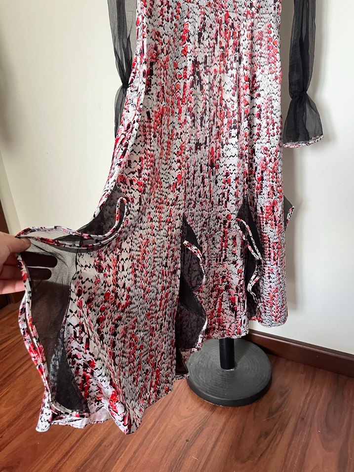 Uzun Kollu, Yüksek Yakalı, Salaş Kesim Batik Elbise - Görsel 3