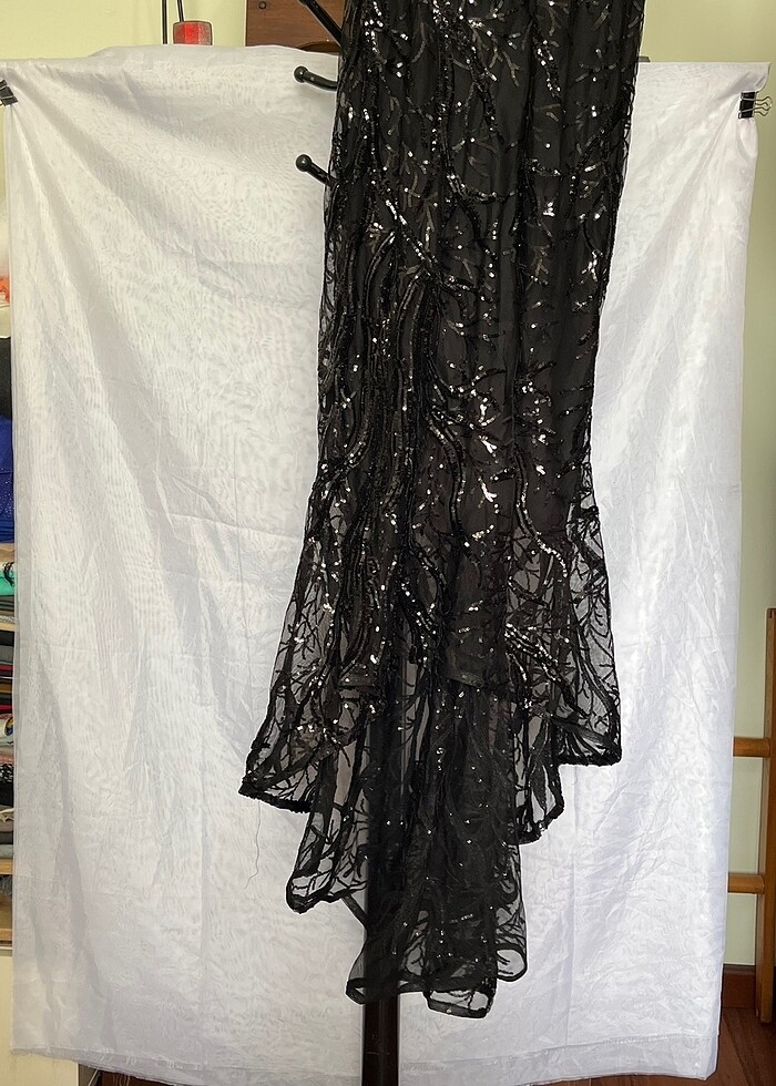 Payetli tül içi astarlı ve süngerli straplez Abiye - Görsel 2