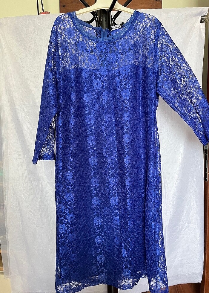 Saks mavisi lacivert dantelli elbise - Görsel 2
