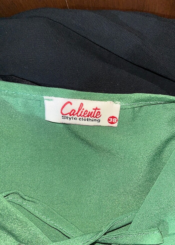 Yeşil şık bluz - Görsel 3