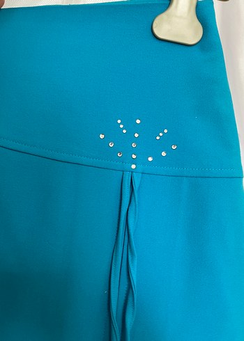 Turkuaz Kısa Pilili Kadın Etek - Görsel 4