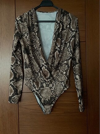 Zara leopar body