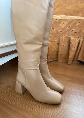 Bej Deri Dizüstü İnce Topuklu Çizme - Görsel 3