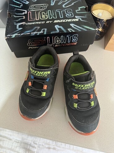 26 Beden Skechers Işıklı Çocuk Ayakkabısı