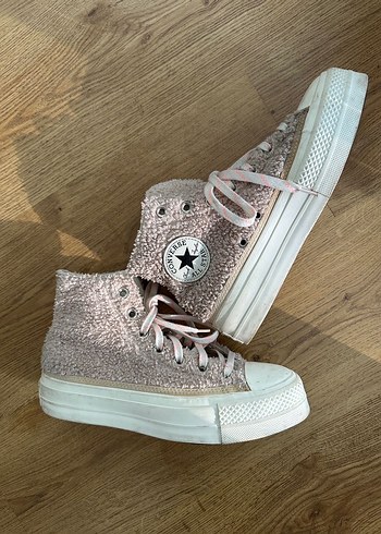 Converse 38