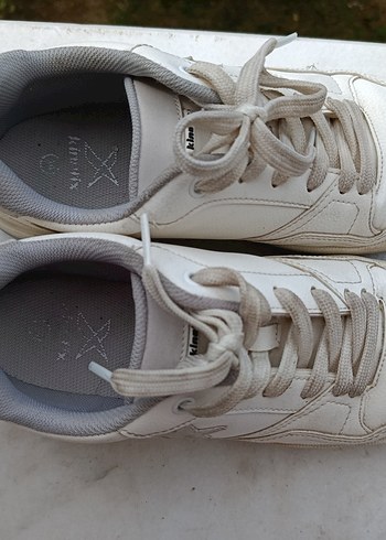 Kinetix Beyaz Gri Kadın Spor Ayakkabı