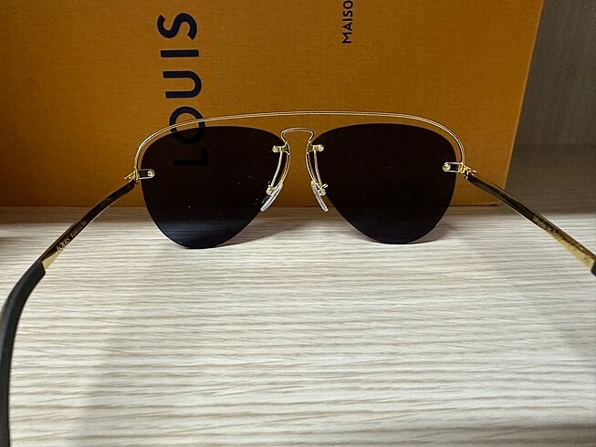Beden altın Renk Louis Vuitton gözlük