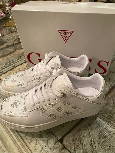 41 Beden Guess kadın beyaz sneaker