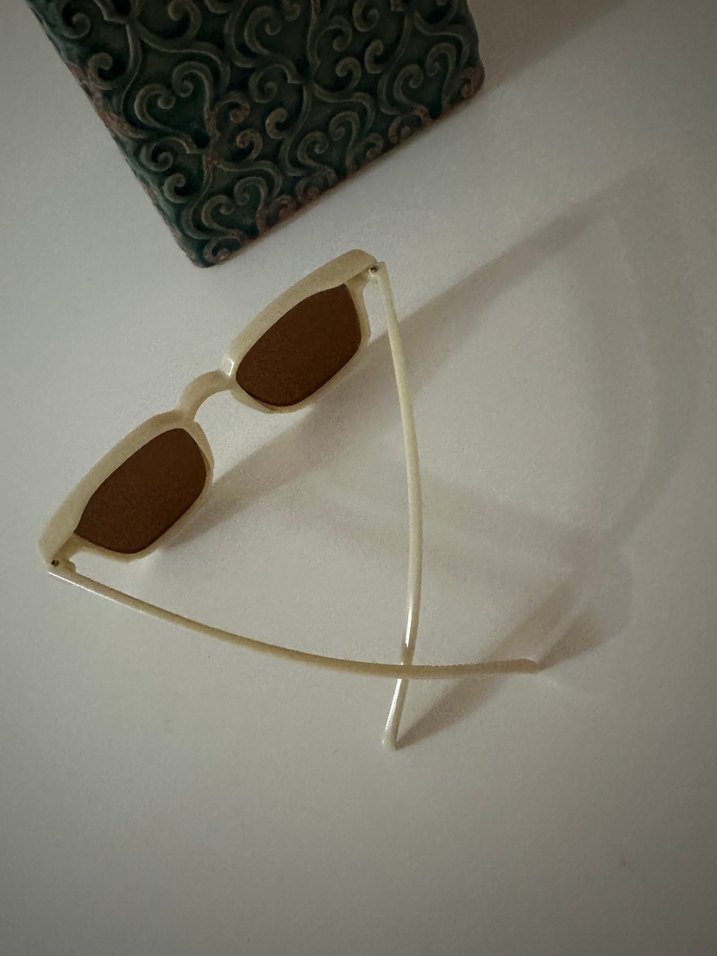 Oxxo Bej Minimalist Kadın Güneş Gözlüğü - Görsel 3