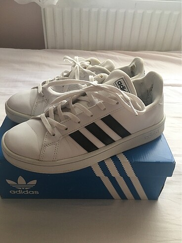 Adidas Spor Ayakkabı