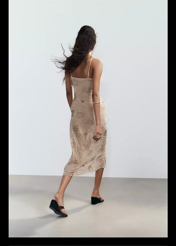 Zara Zara midi fırfırlı parıltılı taşlı elbise