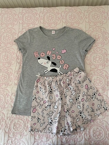 Pijama takımı