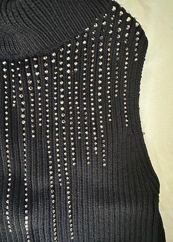 Zara Taşlı Siyah Boğazlı Triko Elbise