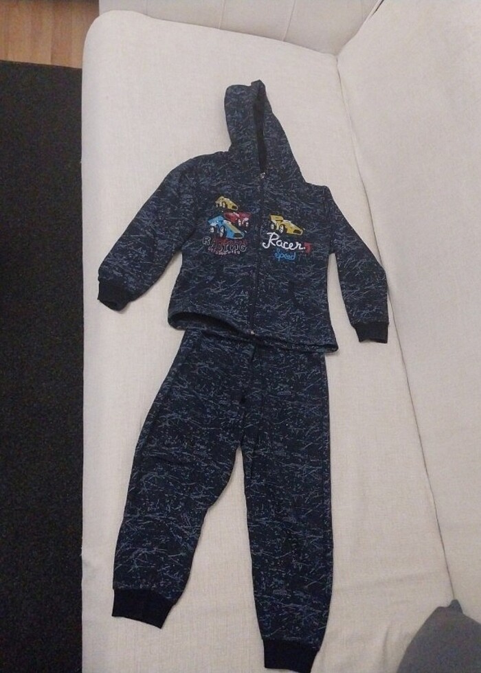 Çocuk eşofman takımı - Görsel 3