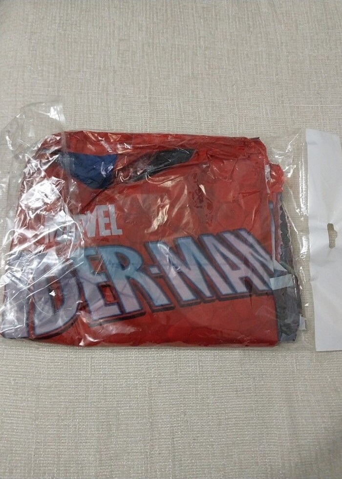 Spiderman masa örtüsü-iyiki doğdun yazısı - Görsel 2