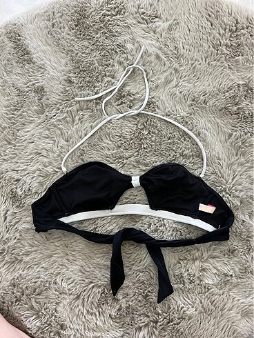 s Beden Victoria?s Secret Bikini Üstü