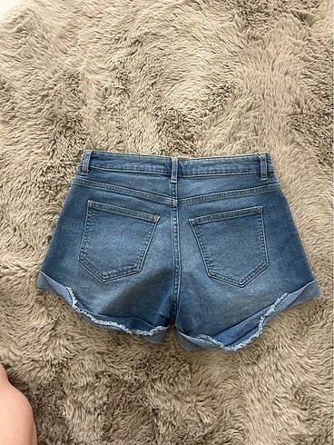 34 Beden H&M Mini Şort
