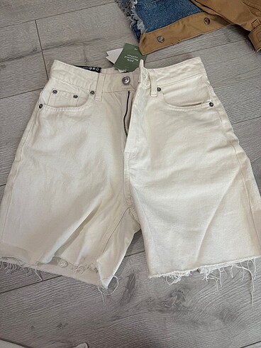 H&M bermuda