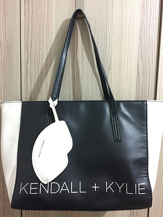 s Beden Kendall & Kylie Çanta