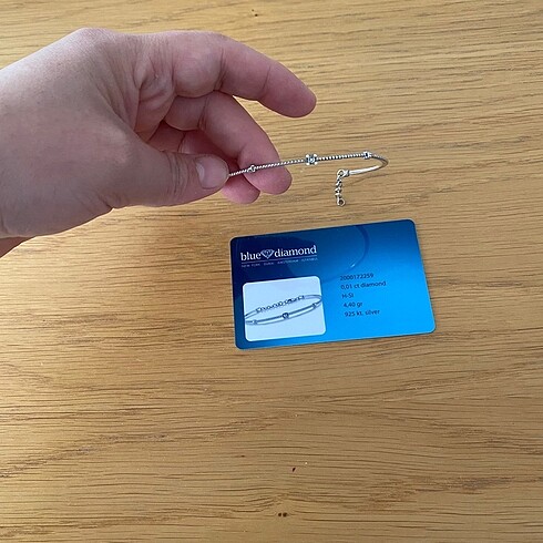 Blue diamond bileklik
