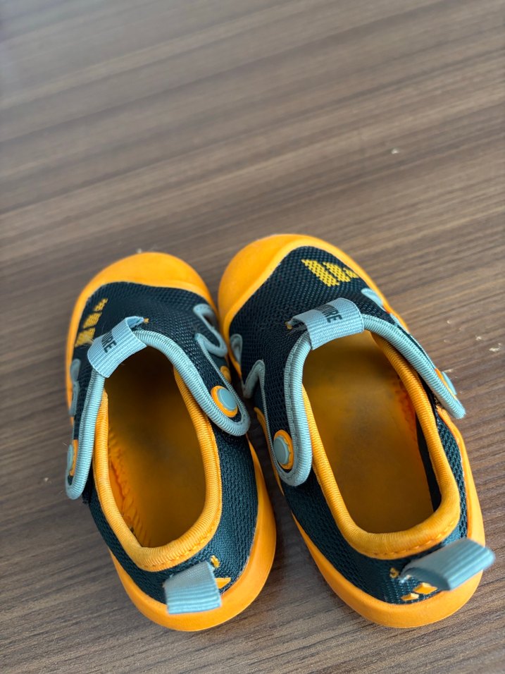 Sarı Yılan Desenli Erkek Çocuk Terlik - Görsel 3