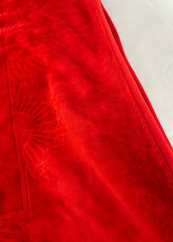 Kırmızı peluş çift kişilik Battaniye sıfır ürün - Görsel 4