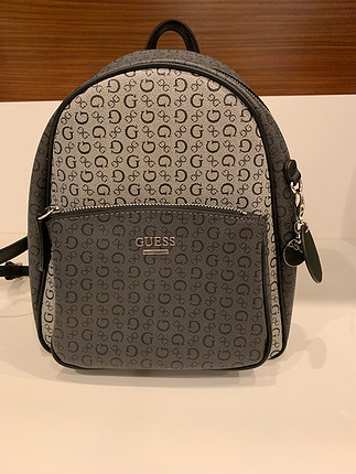 Guess sırt çantası