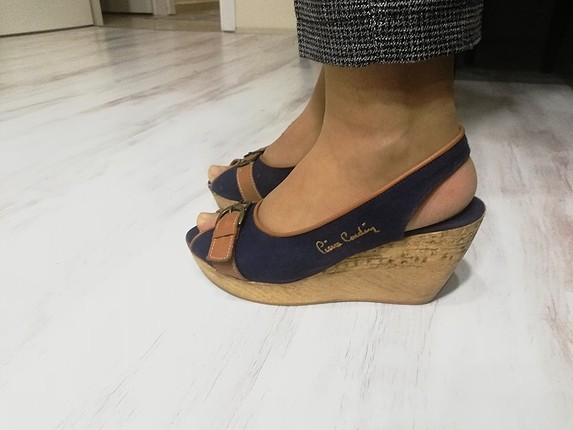 Pierre Cardin Pierre Cardin çok şık sandalet 37 numara