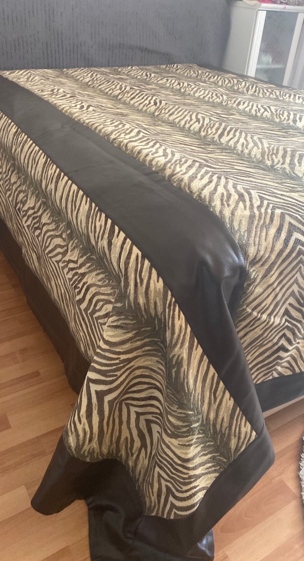 Deri Kahverengi  lopar Desenli yatak örtüsü 3yastığı var - Görsel 2